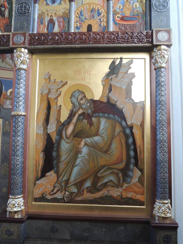 Установлен иконостас в храм во имя святого пророк Илии в с. Дыдылдино